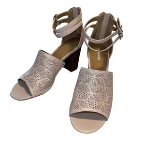 Maurices, Open Toe Strap Sandal, Chunky Heel, Pink, 11 NWOT